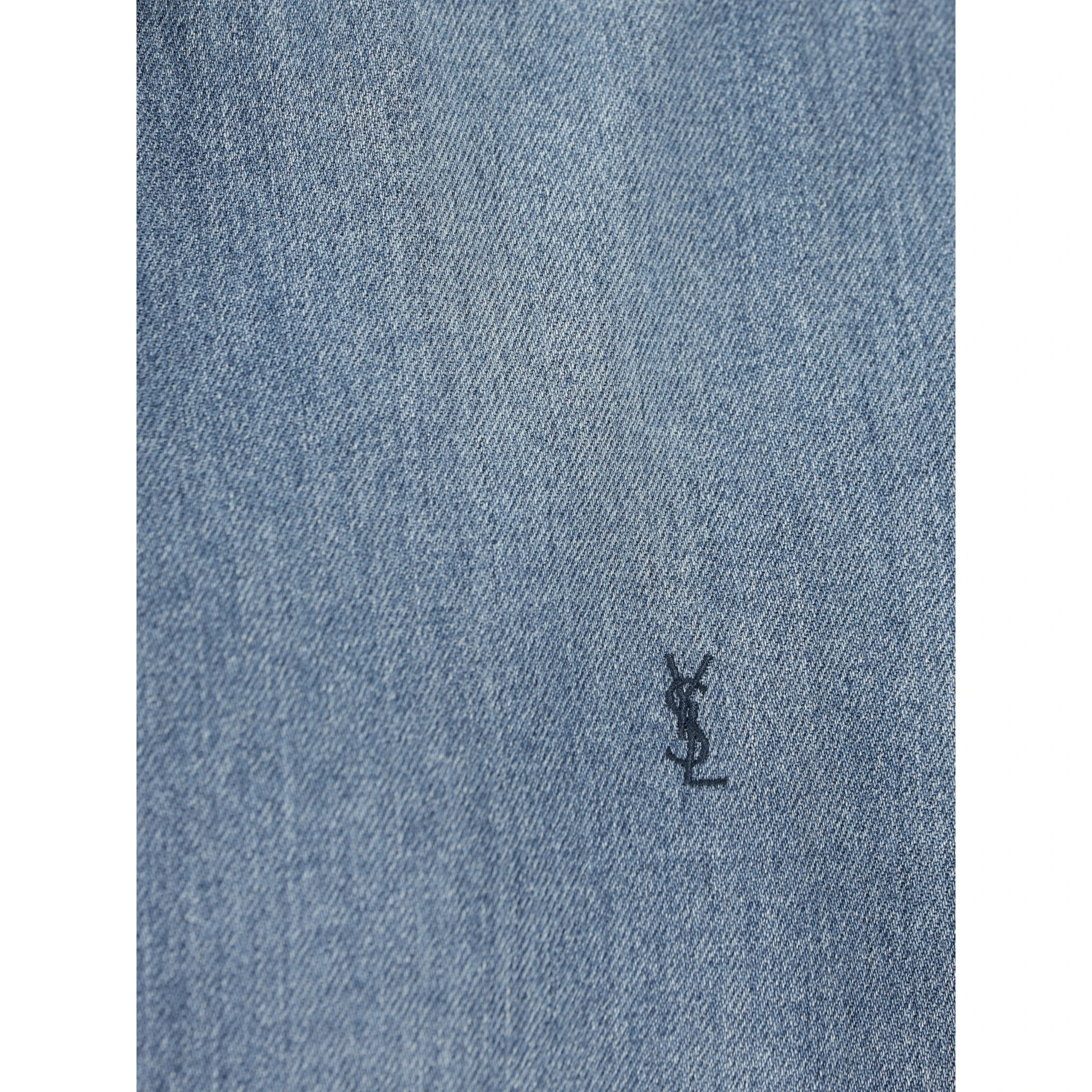 قمصان سان لوران