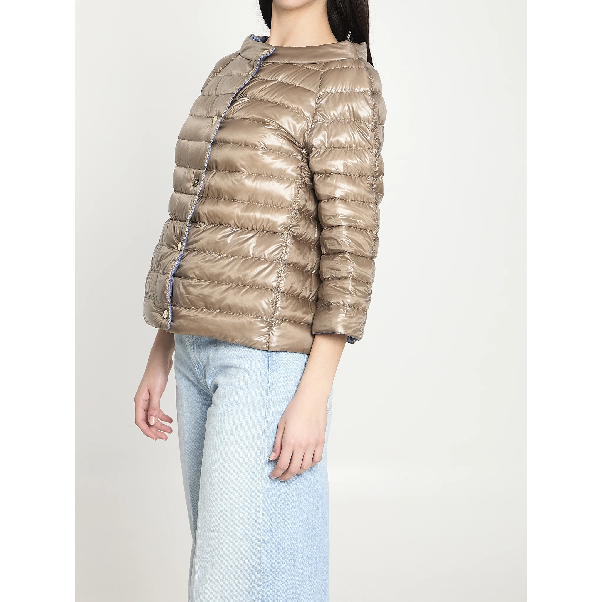 Reversible short down jacket