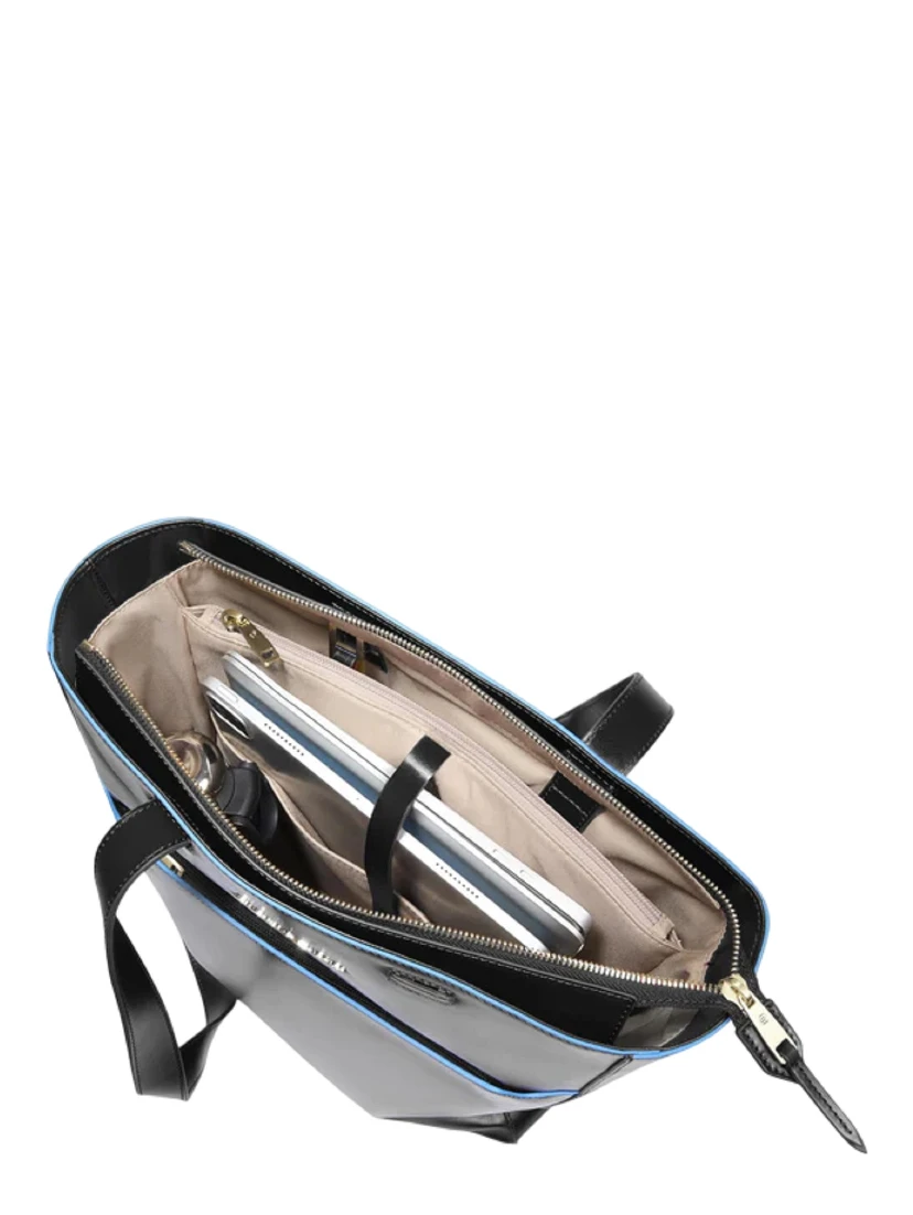 Piquadro Bags.. Black