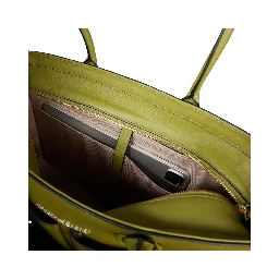 Piquadro Bags.. Green