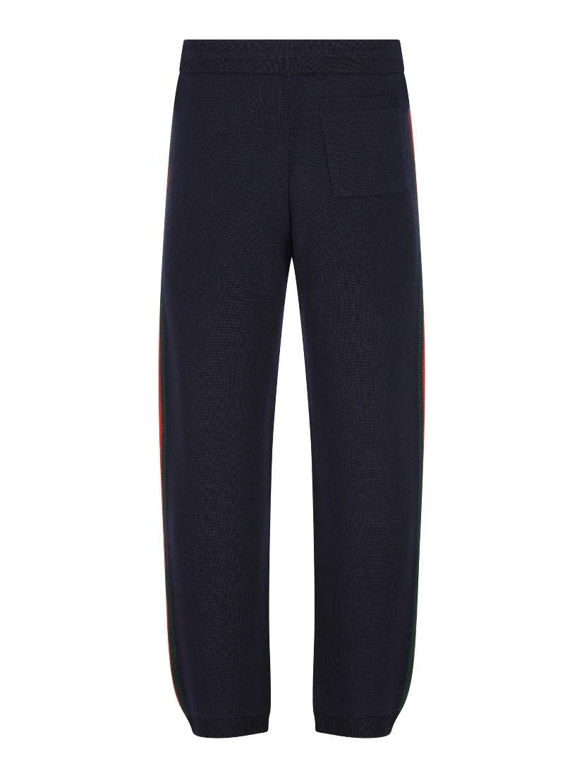 ملابس غوتشي الجاهزة