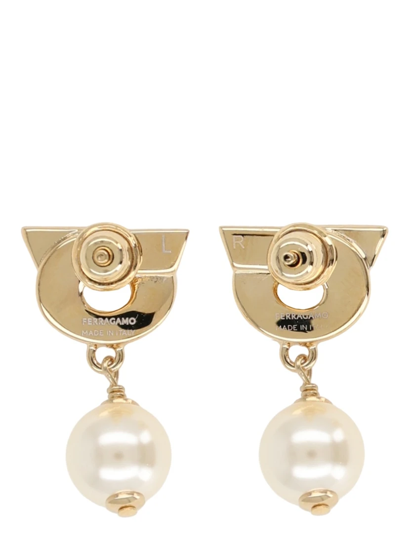 "HOOK" EARRINGS WITH PEARLS