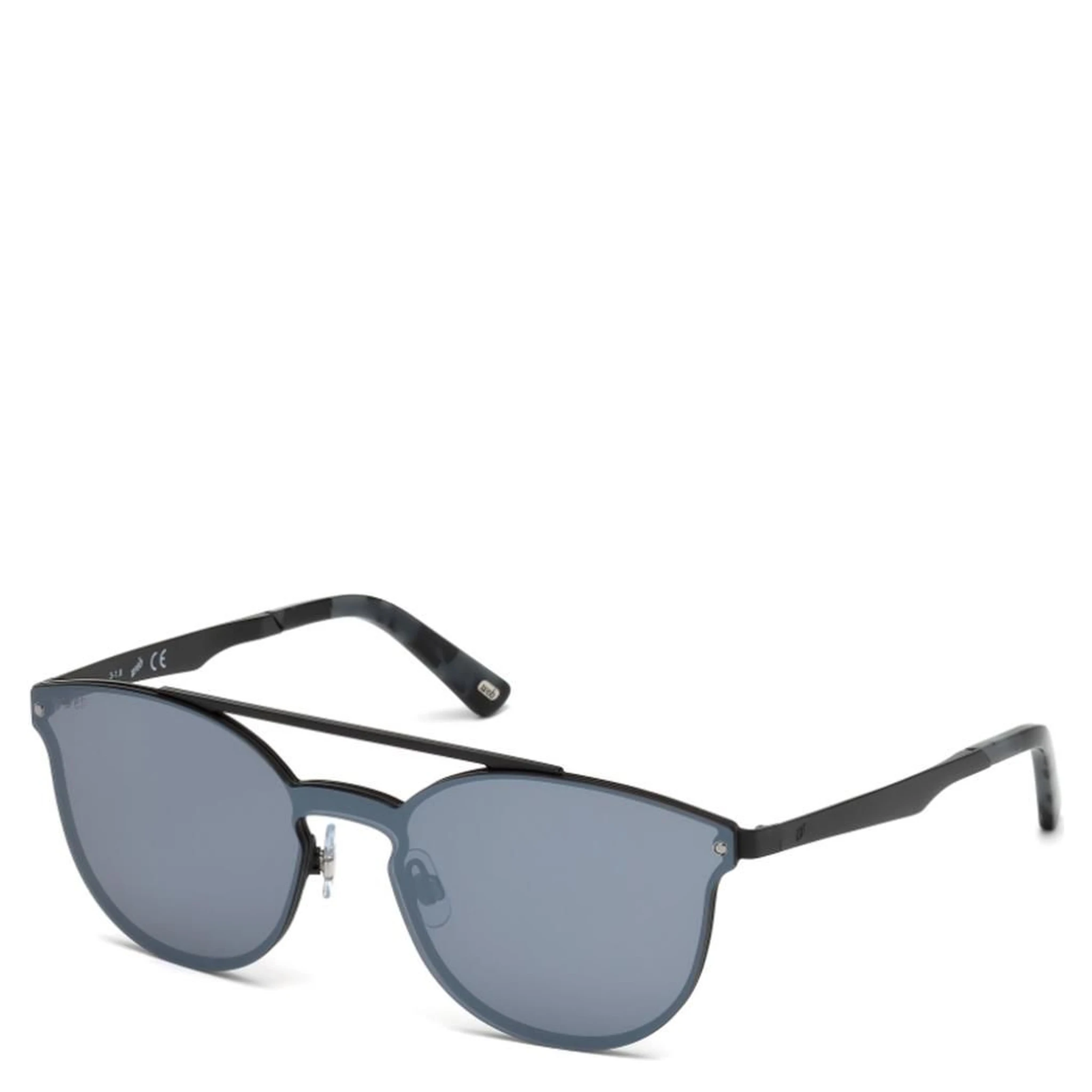 نظارات شمسية معدنية سوداء