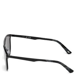 نظارات شمسية معدنية سوداء