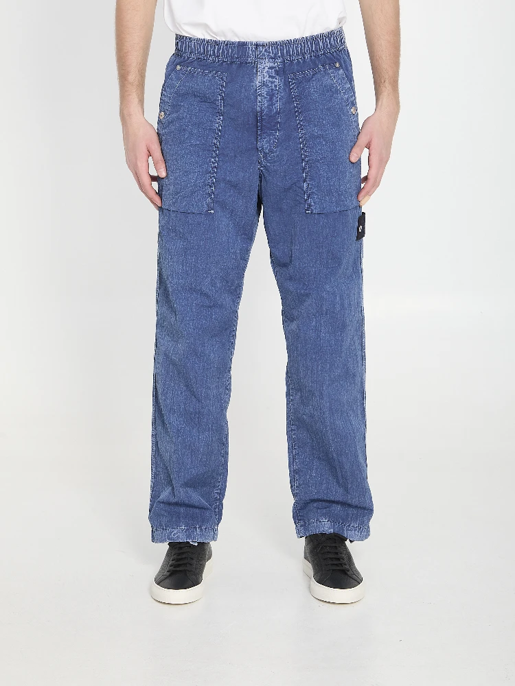 Loose trousers