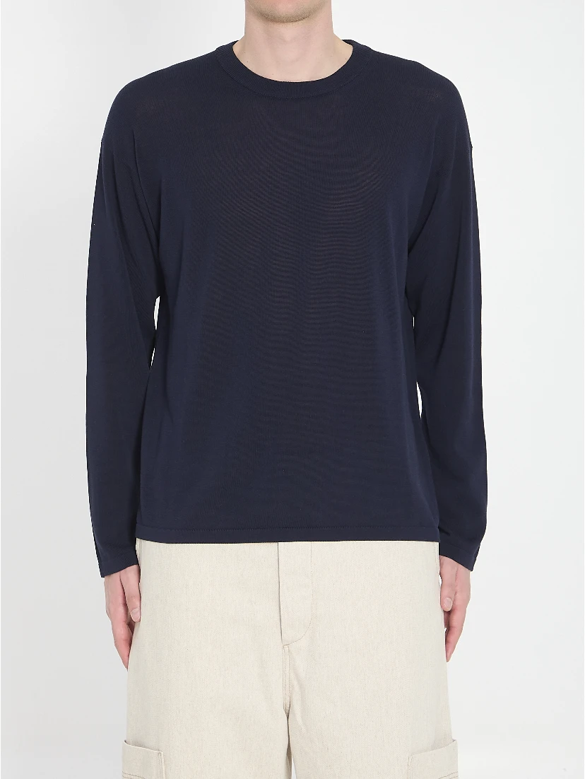 Crewneck sweater