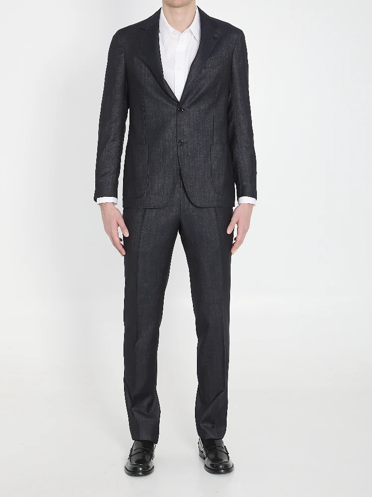 Single-breasted wool blend suit