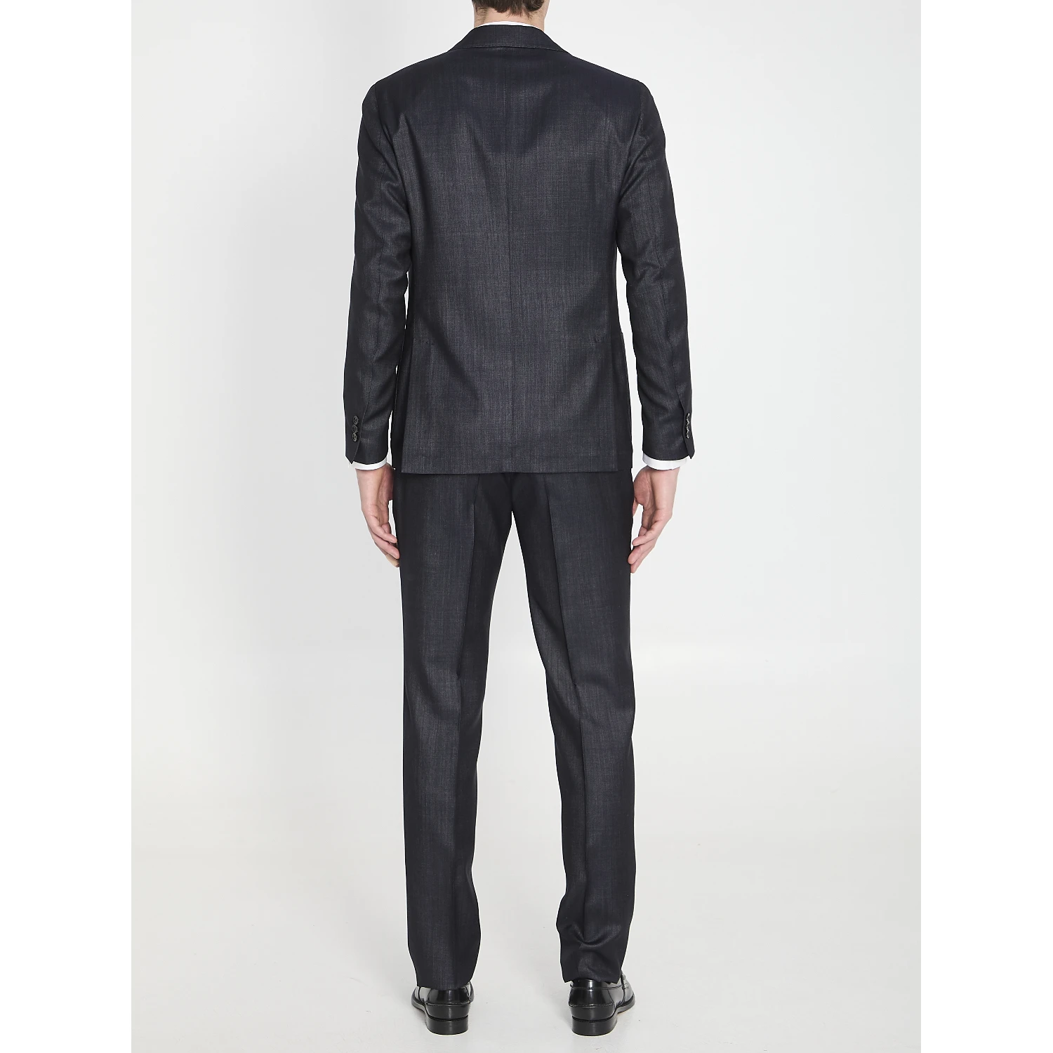 Single-breasted wool blend suit