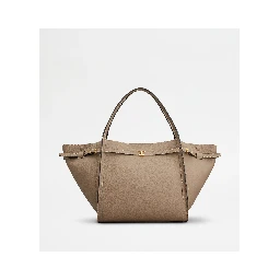 Large handbag in leather