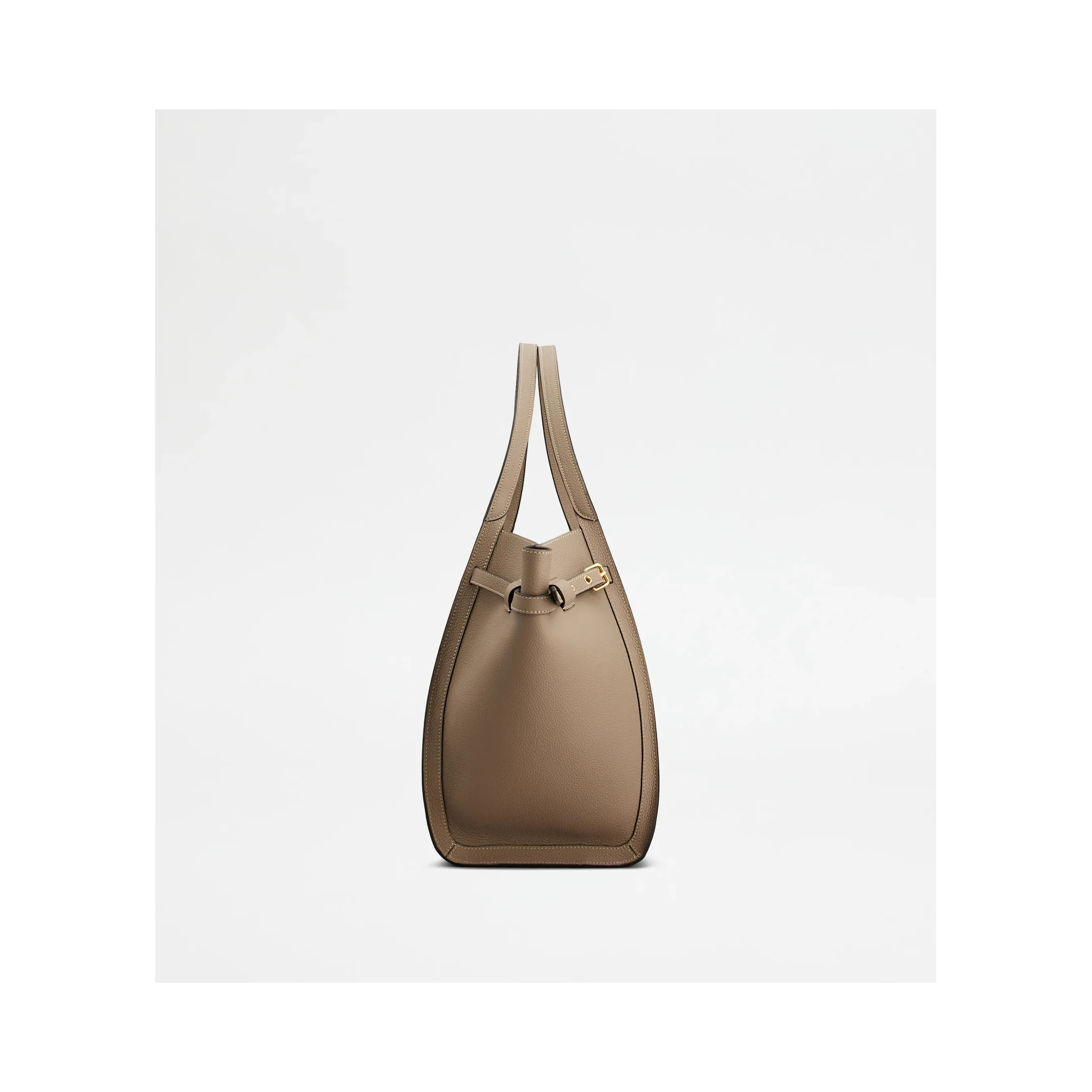 Large handbag in leather