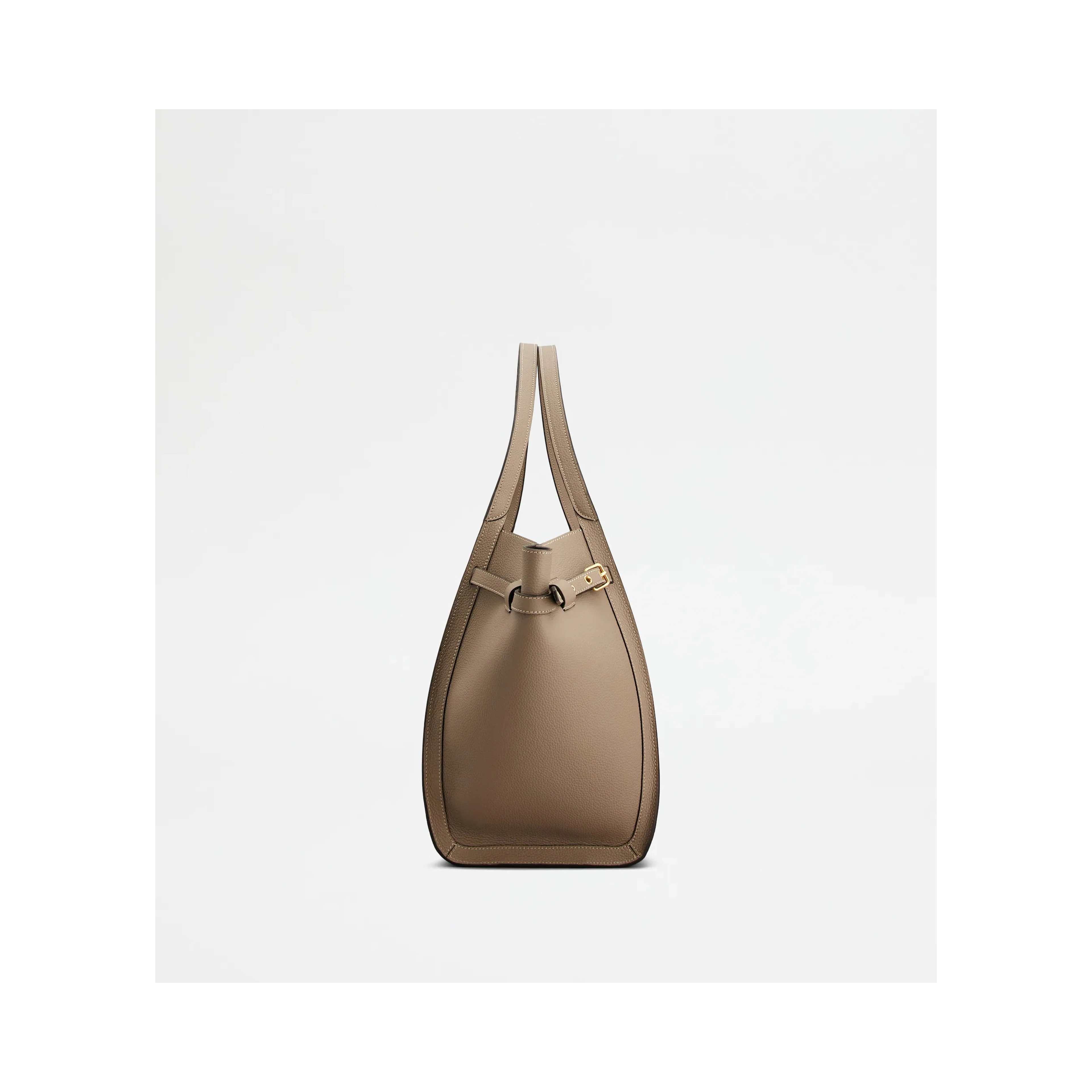 Large handbag in leather