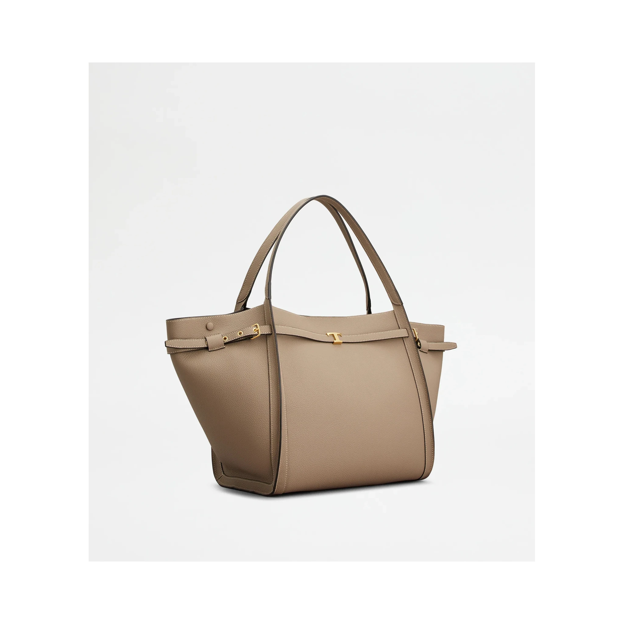 Large handbag in leather