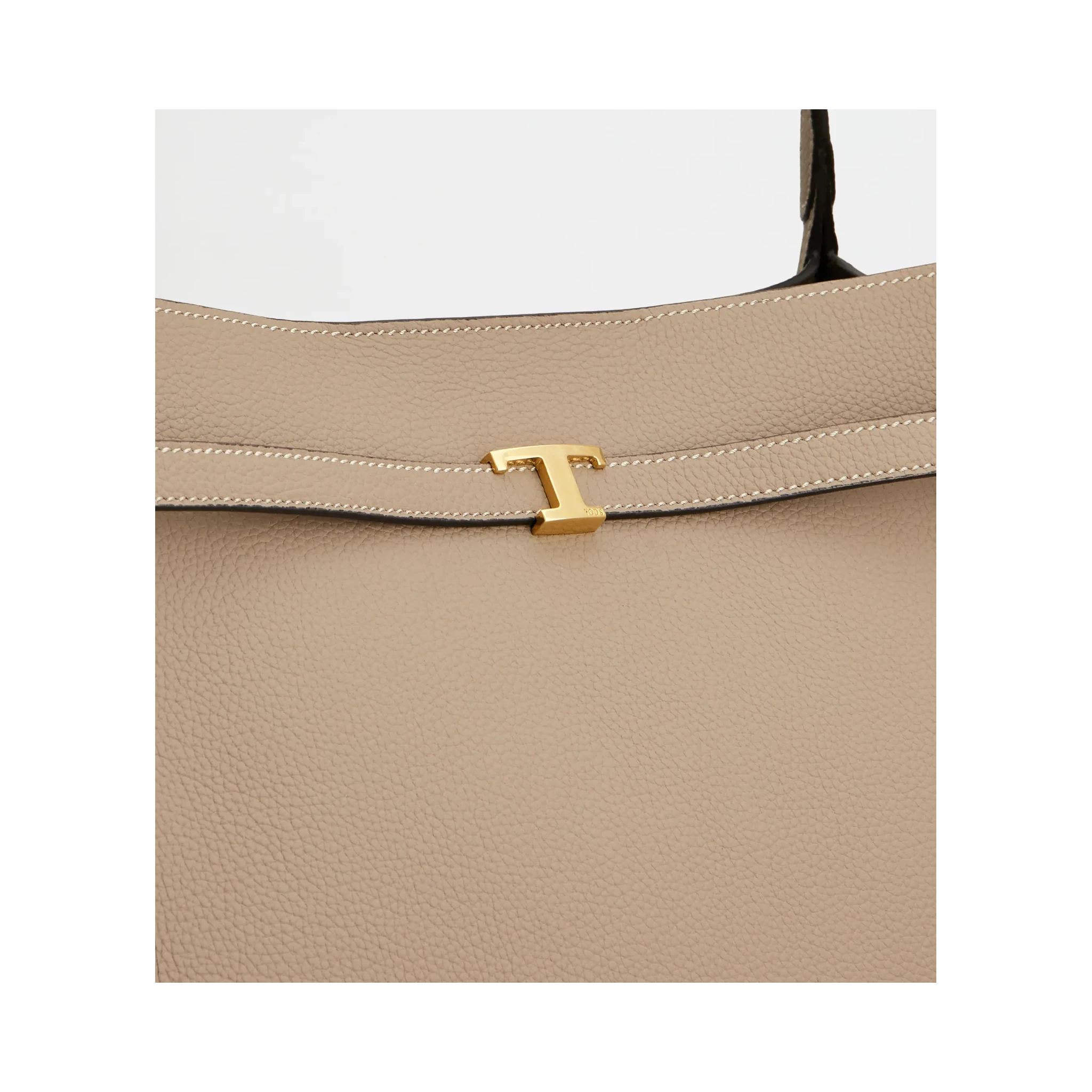 Large handbag in leather
