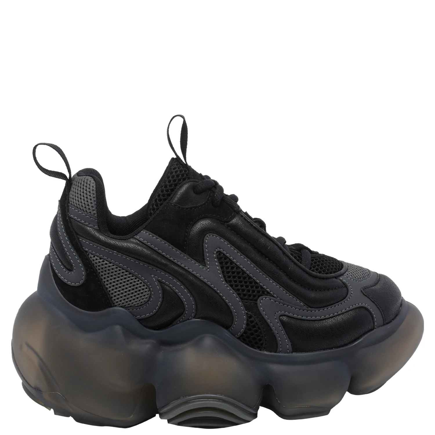 GROUNDS Sneakers Black
