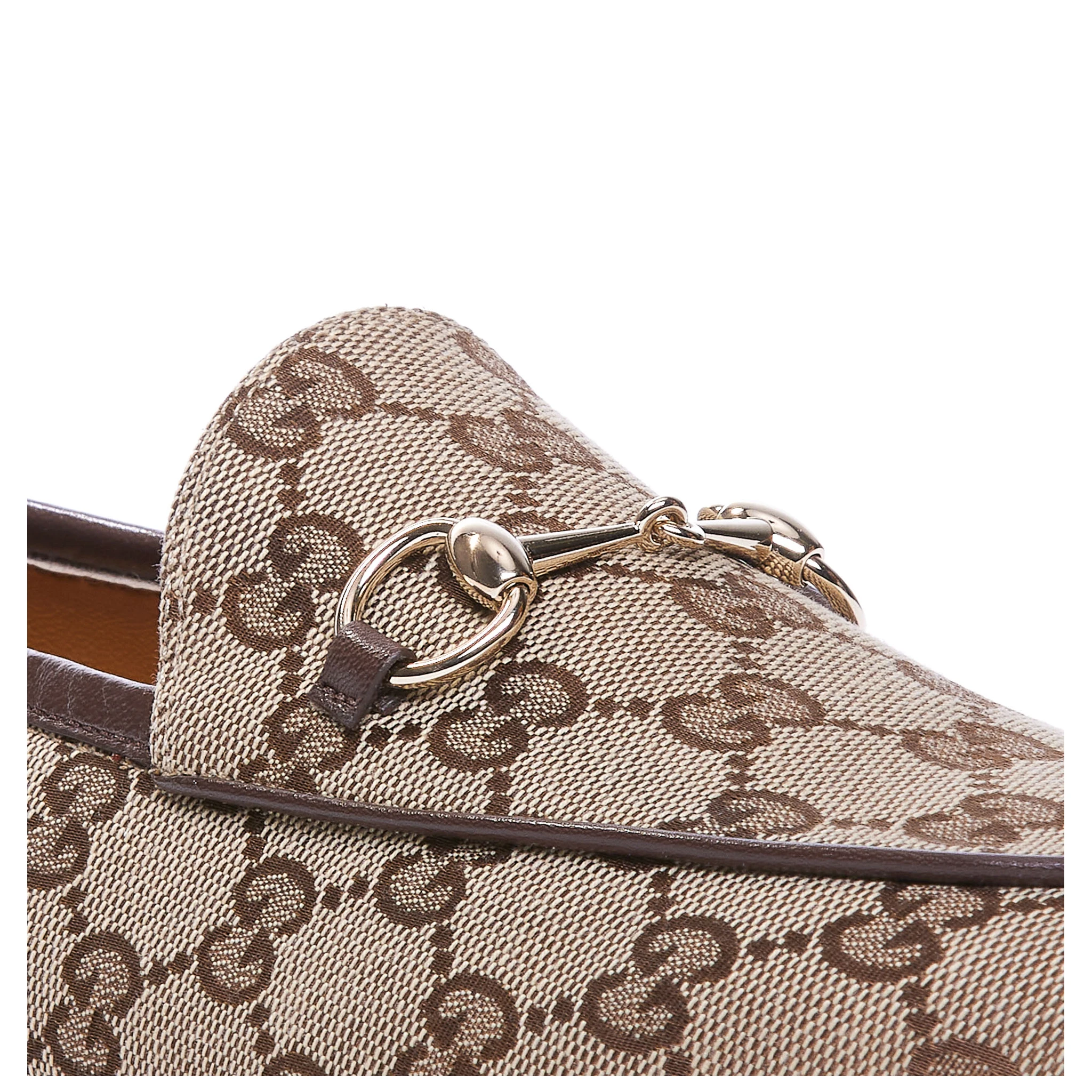 حذاء غوتشي مسطح بيج