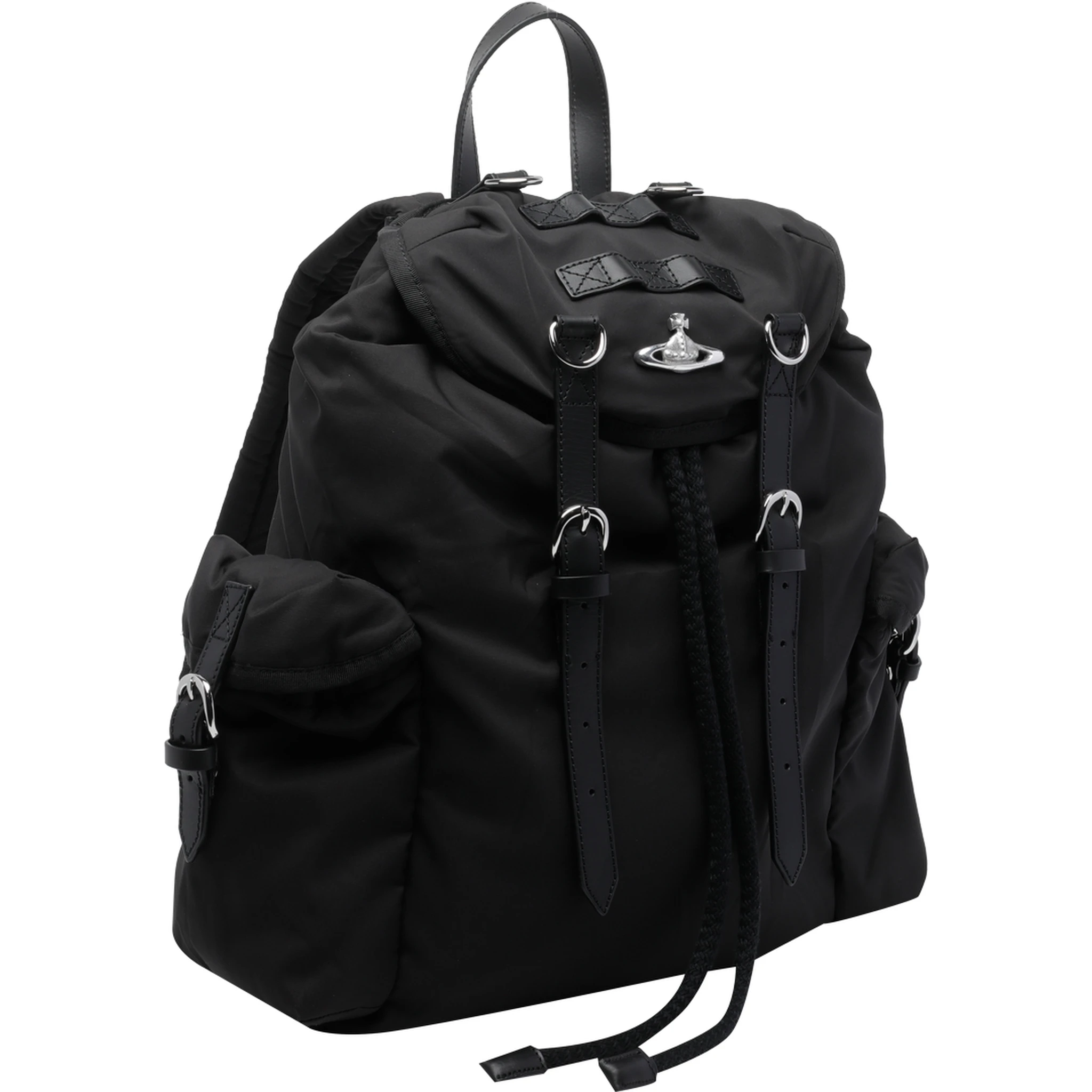 حقائب فيفيان ويستوود.. أسود