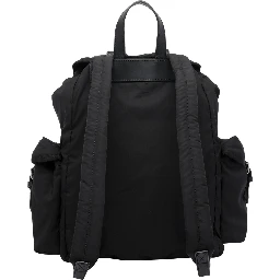 حقائب فيفيان ويستوود.. أسود