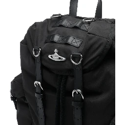 حقائب فيفيان ويستوود.. أسود