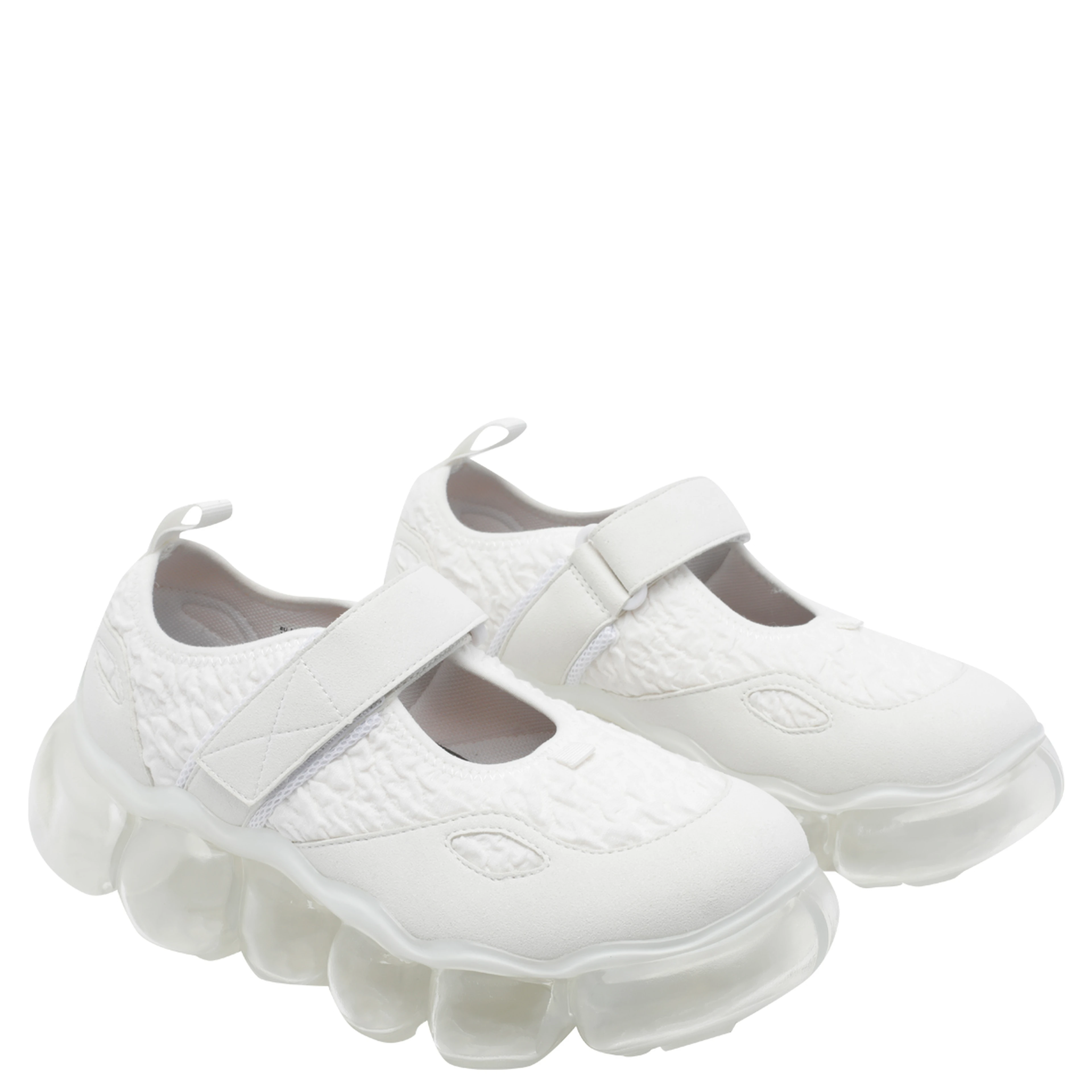 GROUNDS Sneakers White