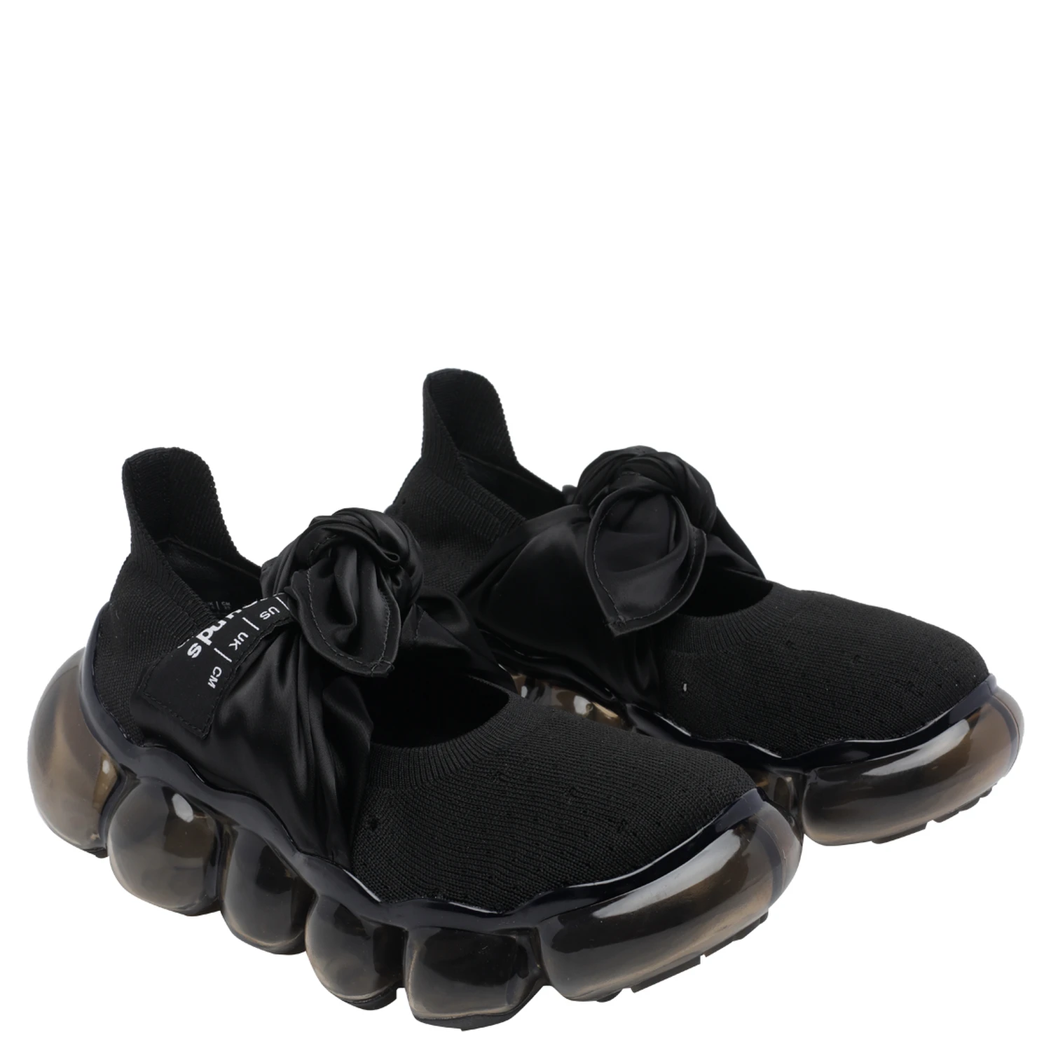 GROUNDS Sneakers Black