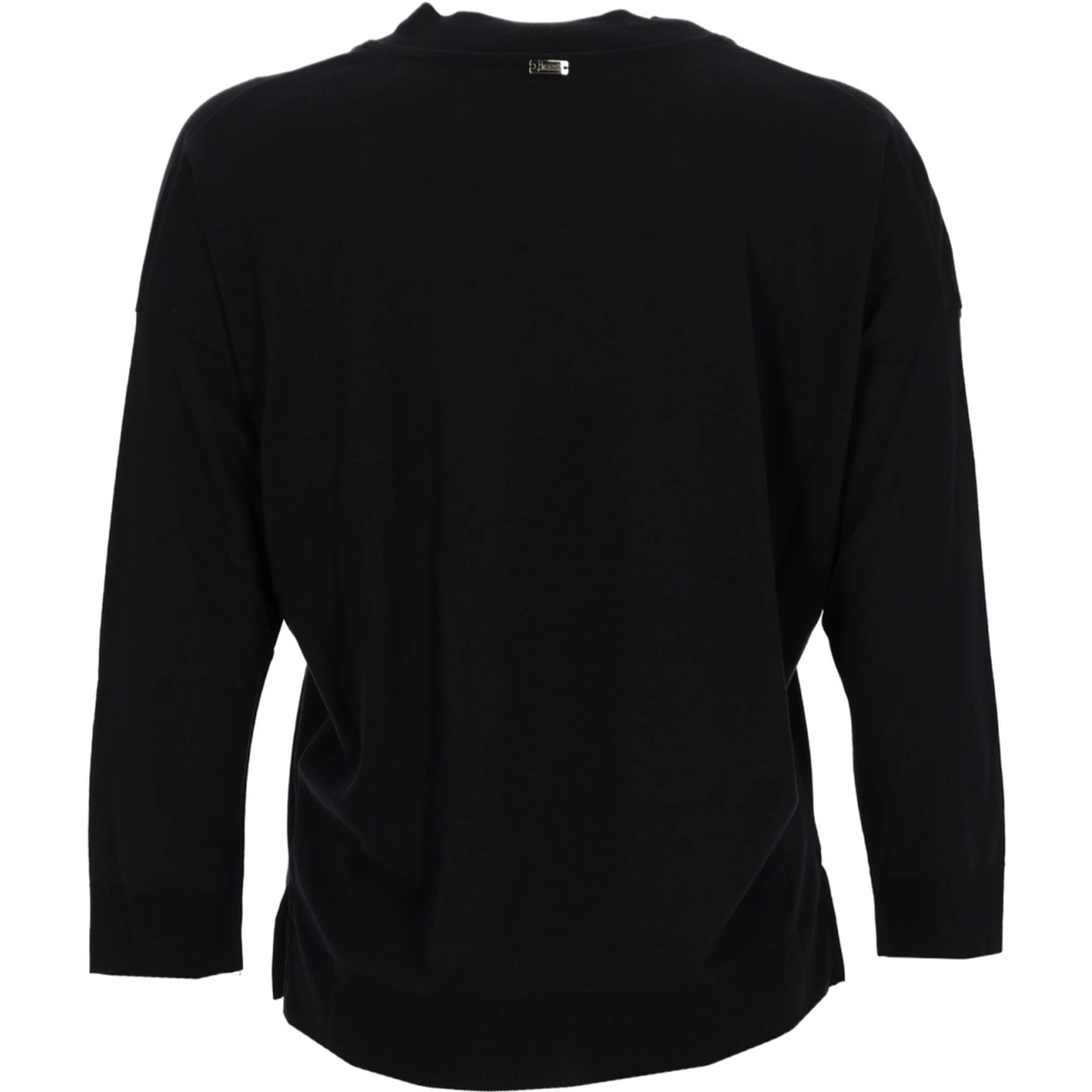 V-NECK T-SHIRT