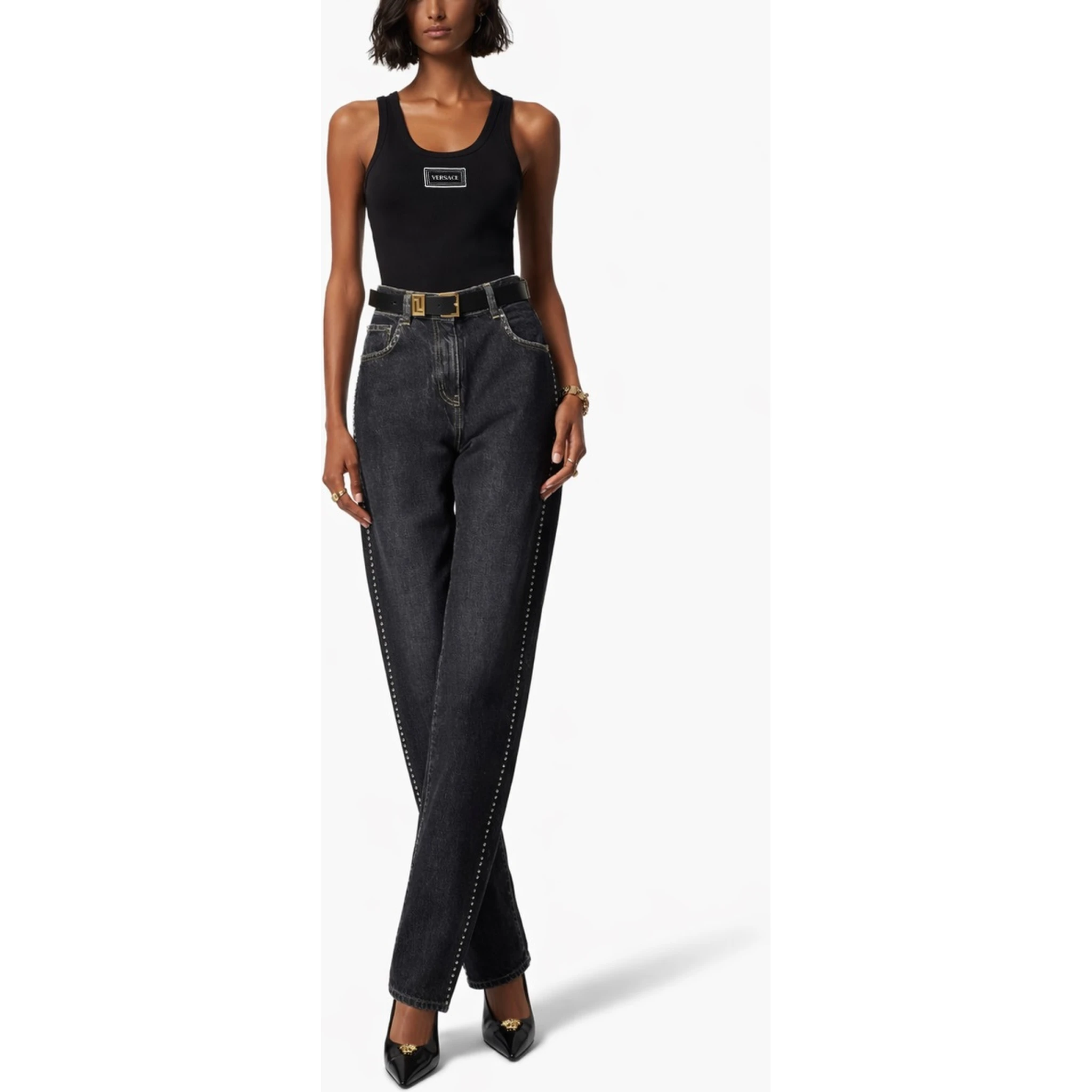 تيشيرت بدون أكمام بشعار