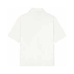 قميص بولو بشعار