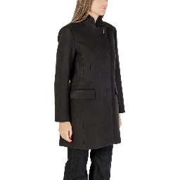 طلاء بوليستر أسود