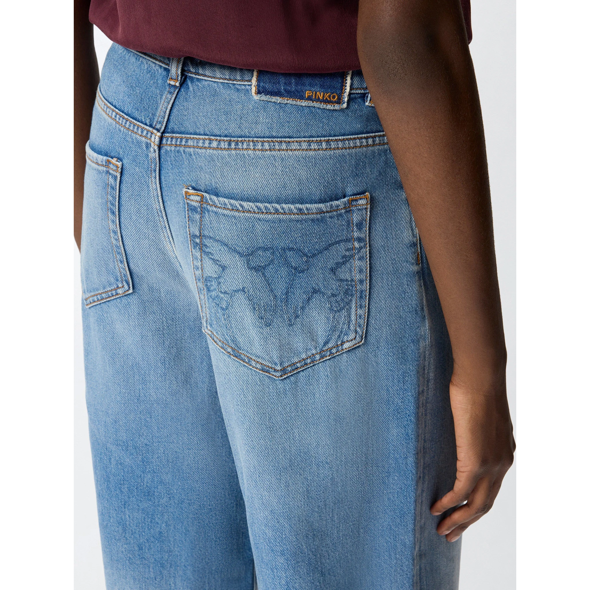 جينز بينكو إستيل