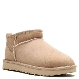 "Classic Ultra Mini" ankle boots