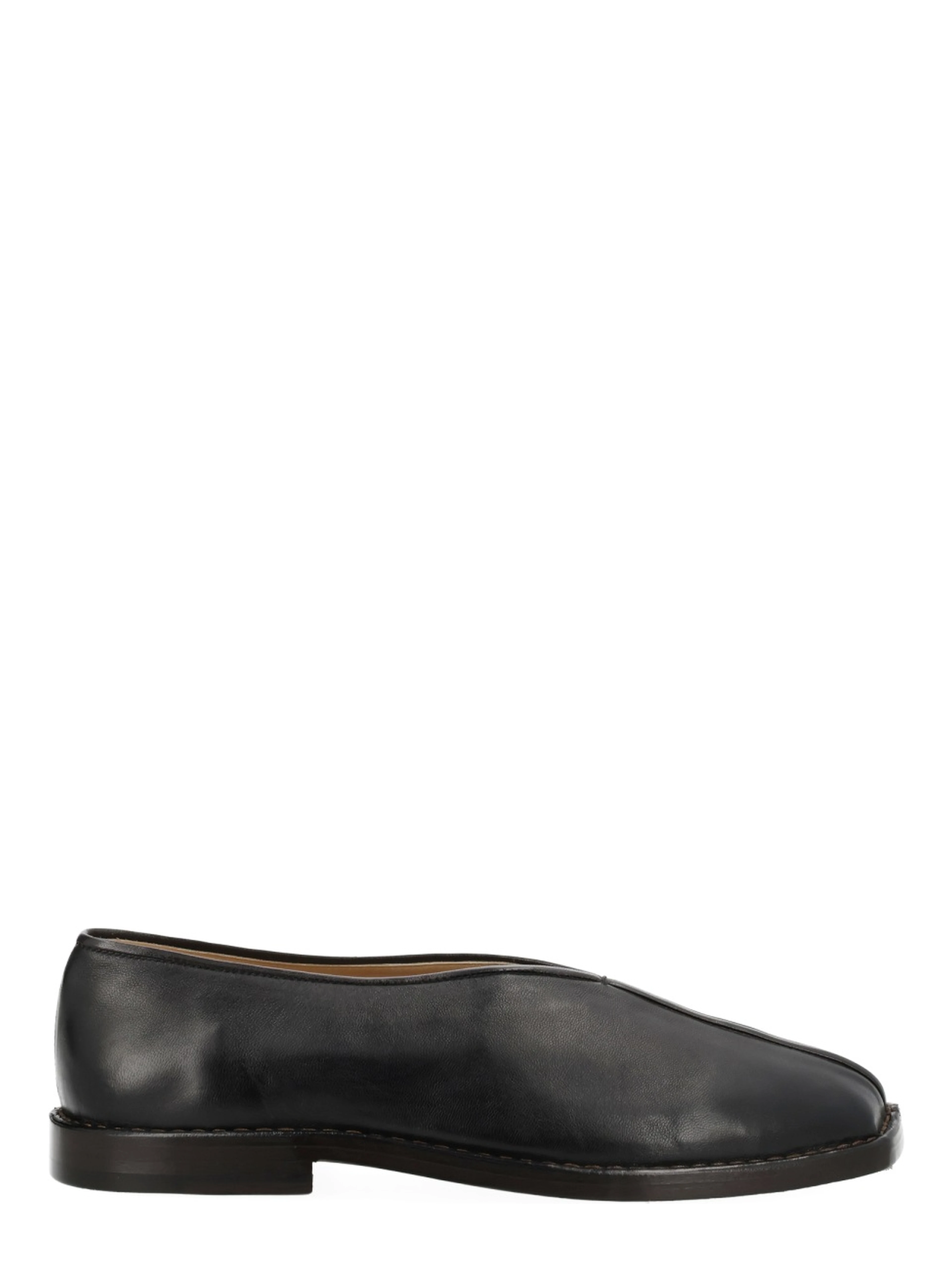 "FLAT PIPED" SLIPPER