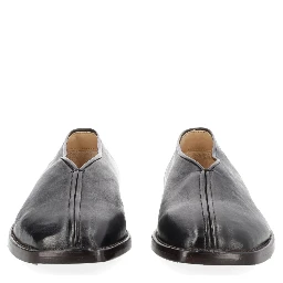 "FLAT PIPED" SLIPPER