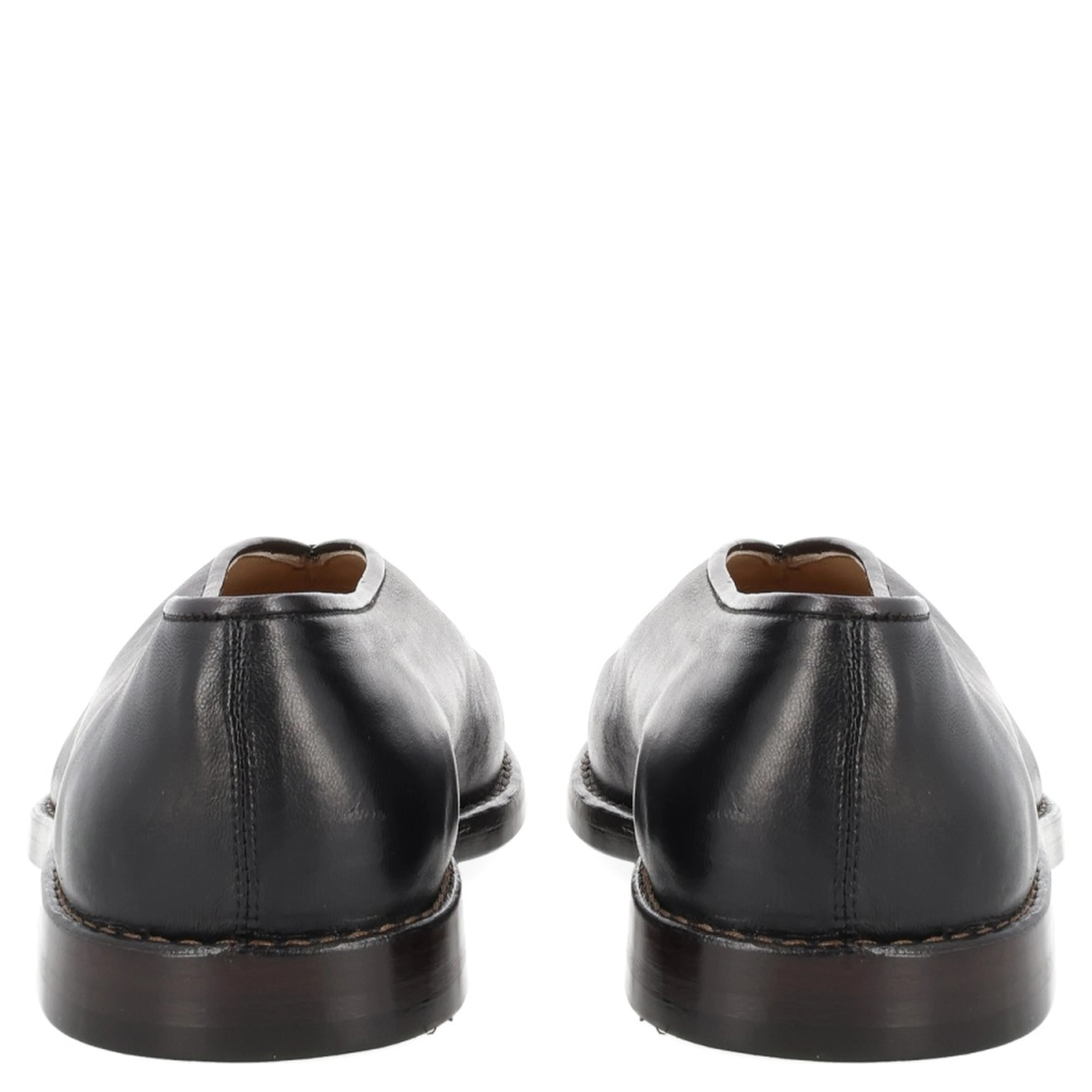 "FLAT PIPED" SLIPPER