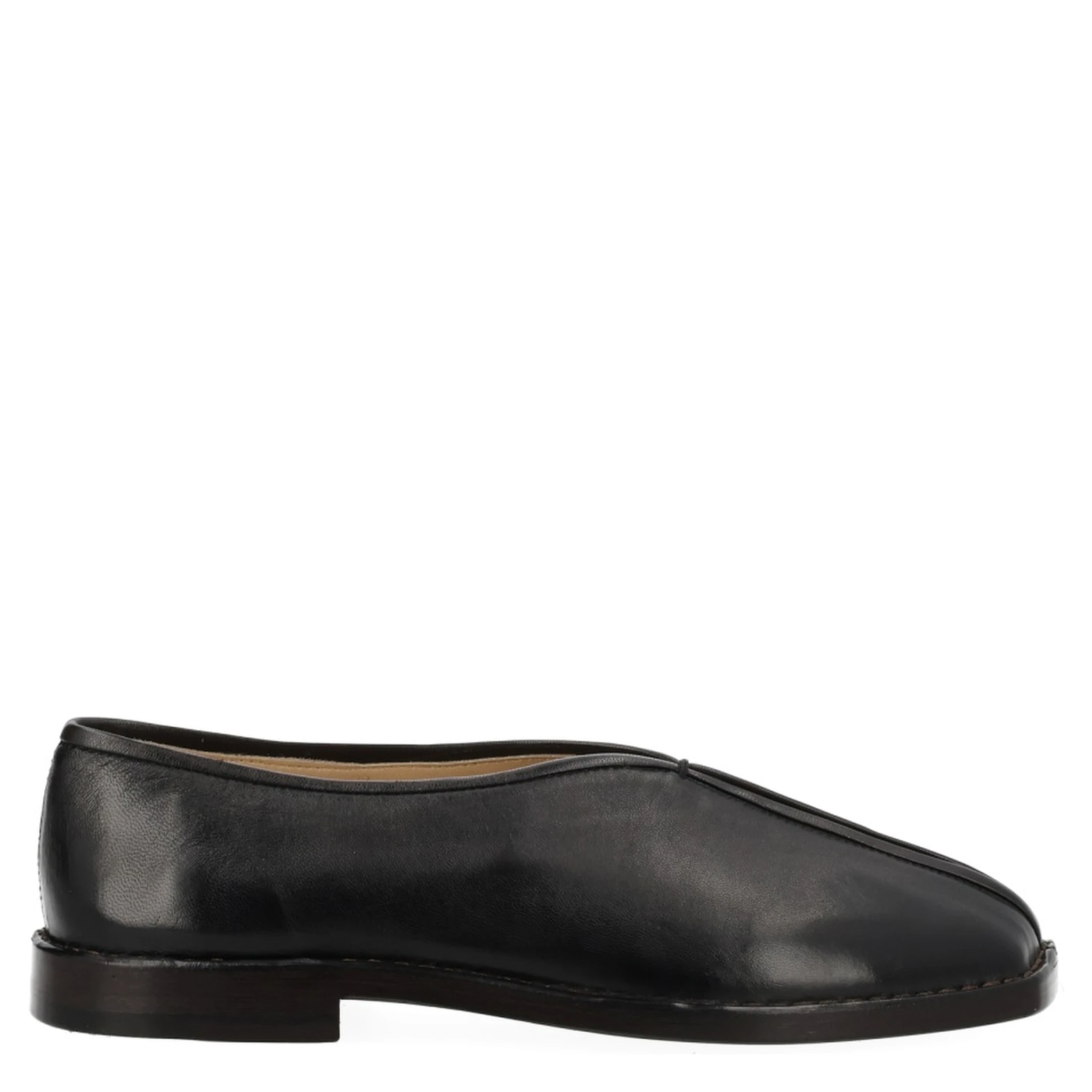 "FLAT PIPED" SLIPPER