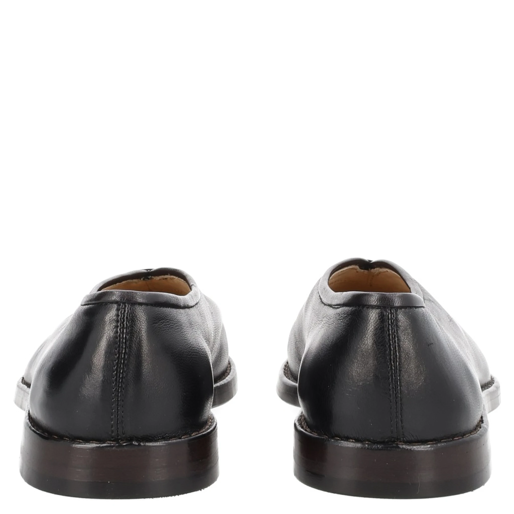 "FLAT PIPED" SLIPPER