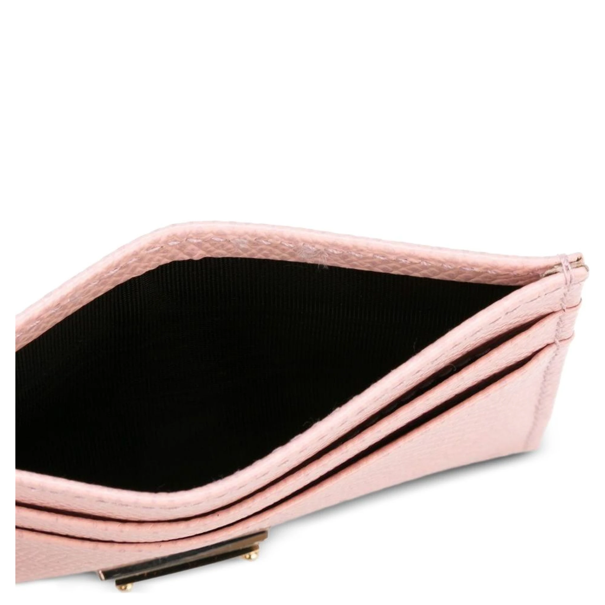 حقائب دولتشي آند غابانا.. وردية