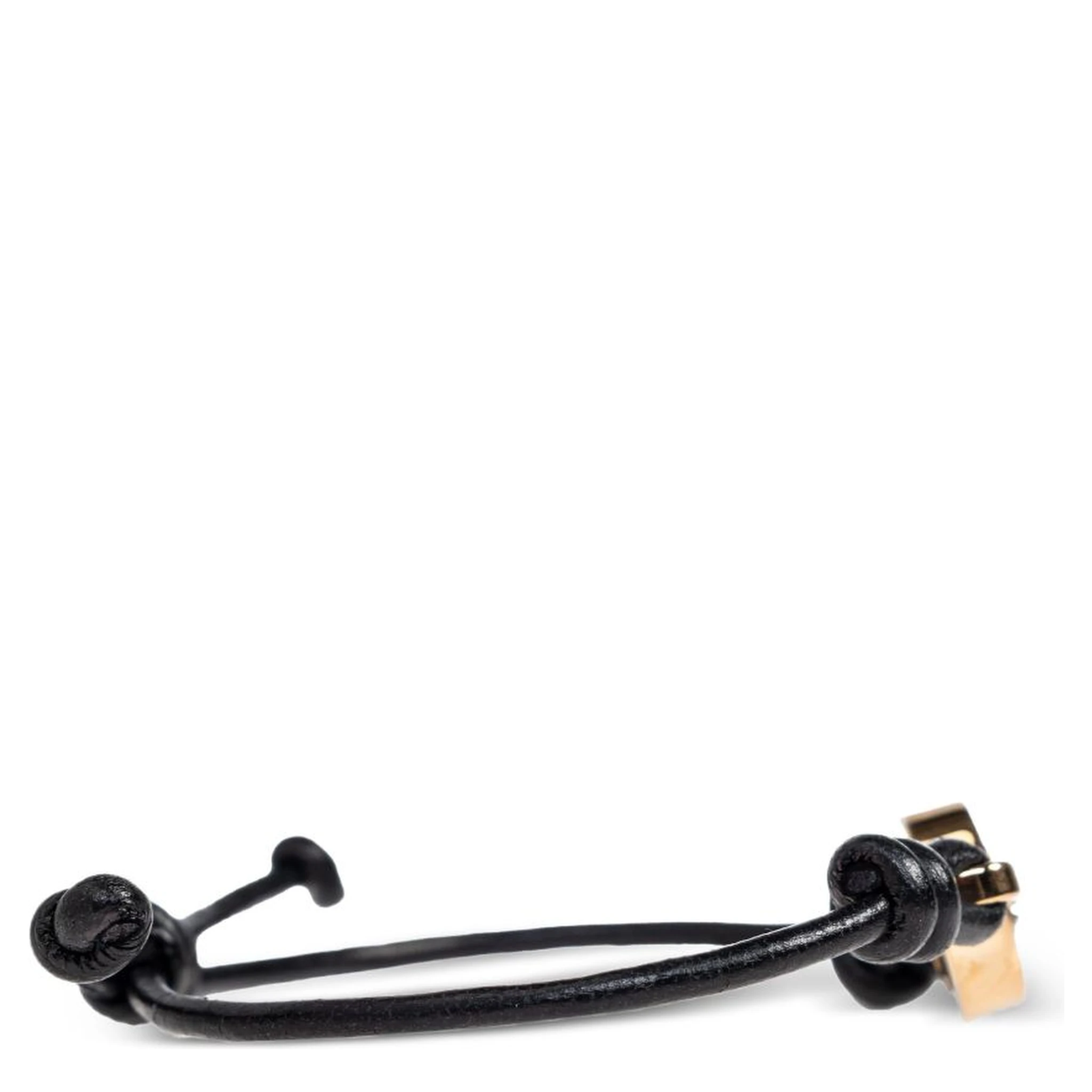 مجوهرات فرزاتشي السوداء