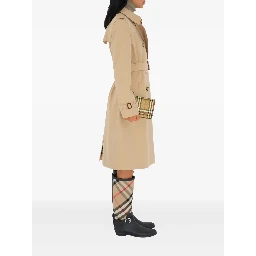 Burberry Bags.. Beige