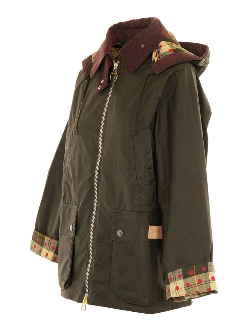 معاطف باربور الخضراء