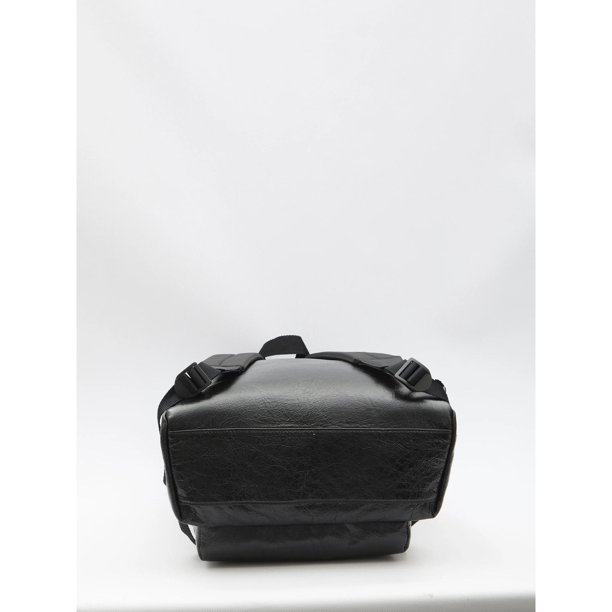 حقيبة ظهر إكسبلورر