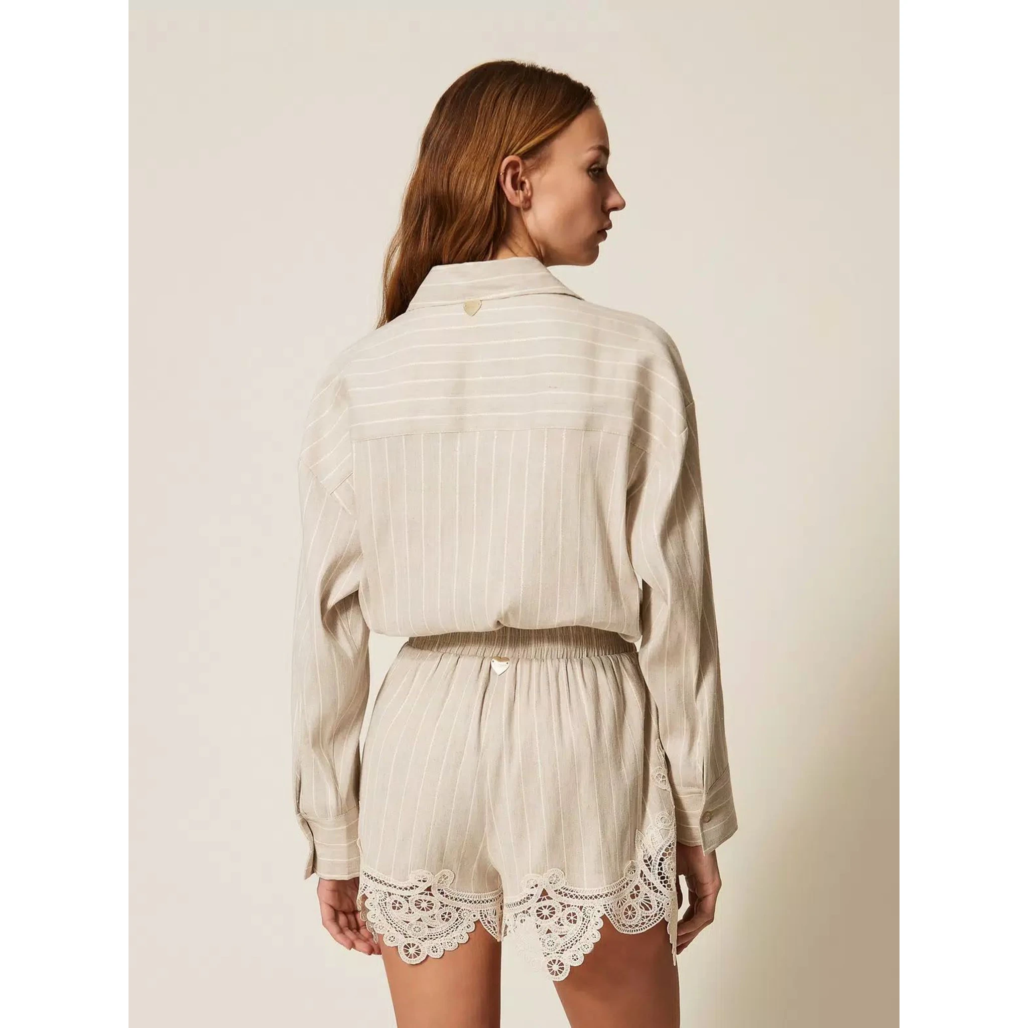 شورت توينسيت