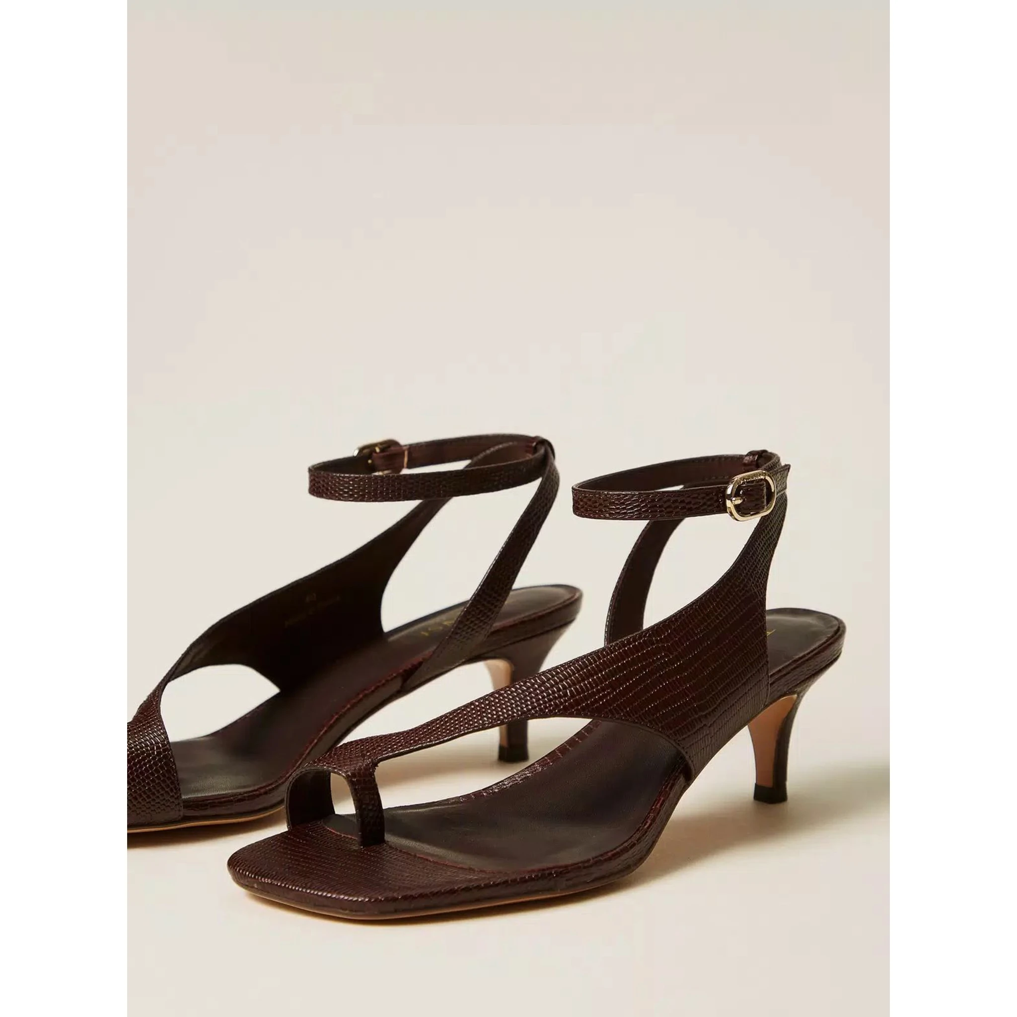 صندل توينسيت