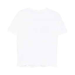 تيشيرتات وبولو بيضاء من تصميم ليو جو