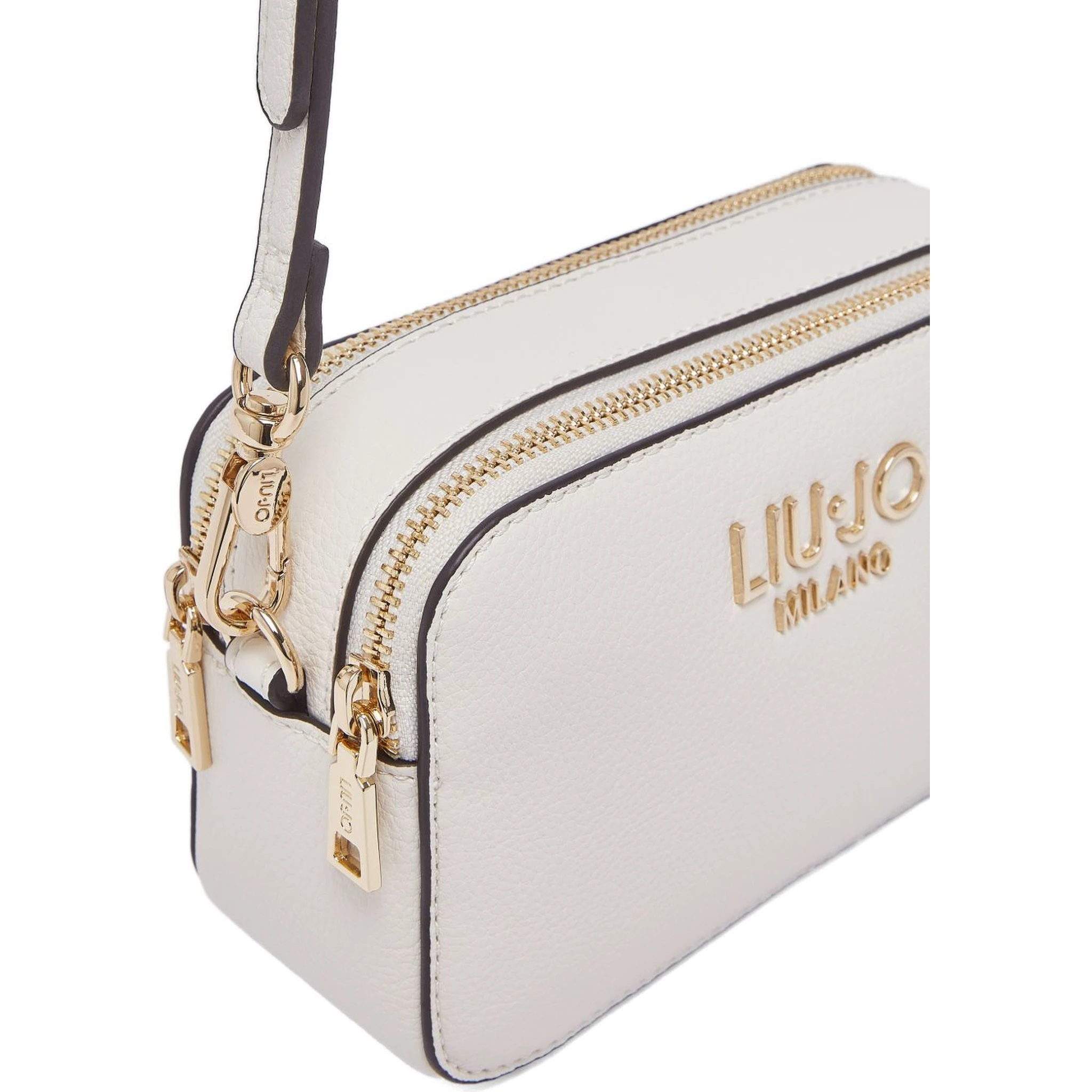 حقائب ليو جو.. بيج