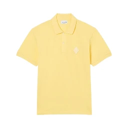 تيشيرتات وبولو لاكوست صفراء