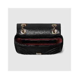 حقائب غوتشي.. أسود