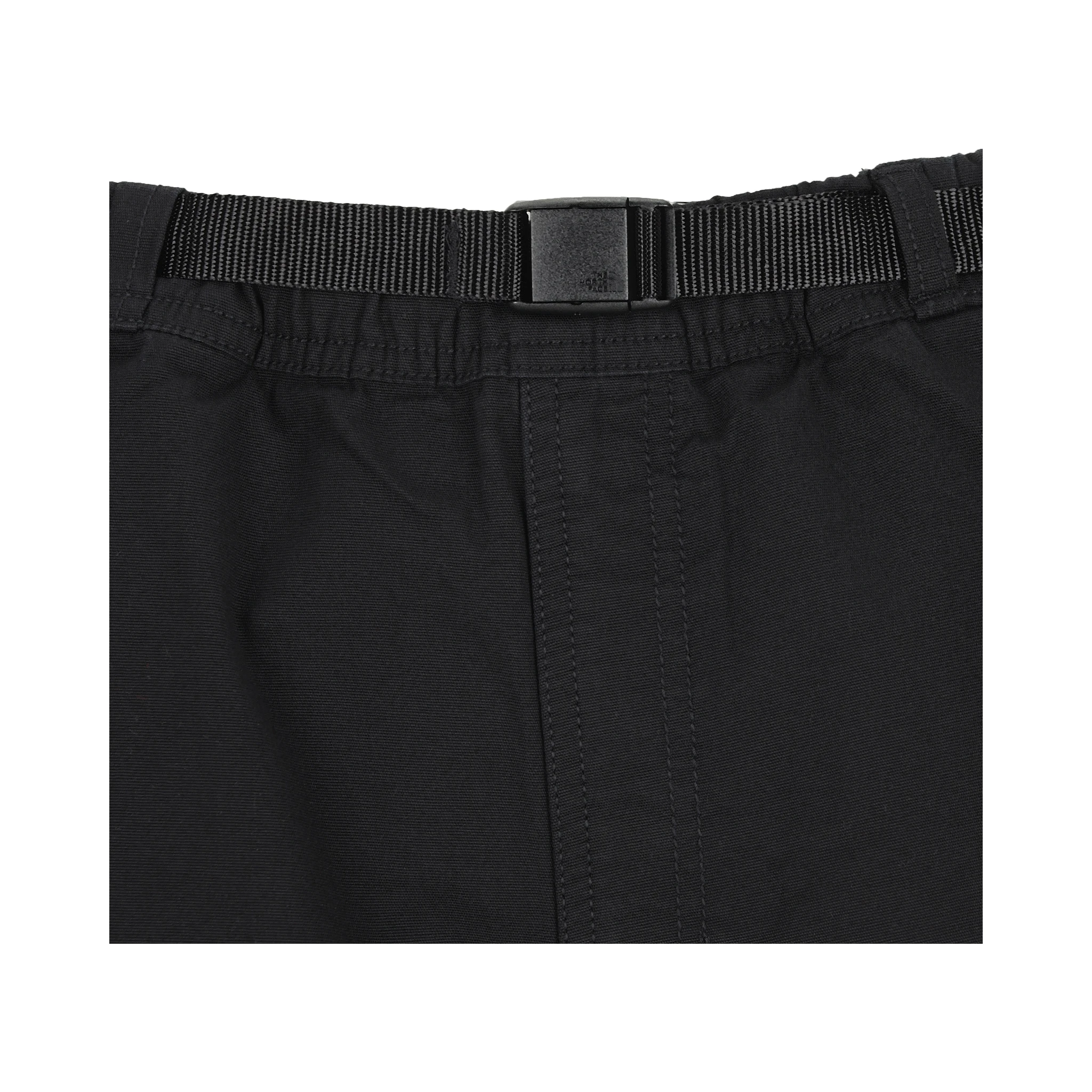 THE NORTH FACE Shorts Black