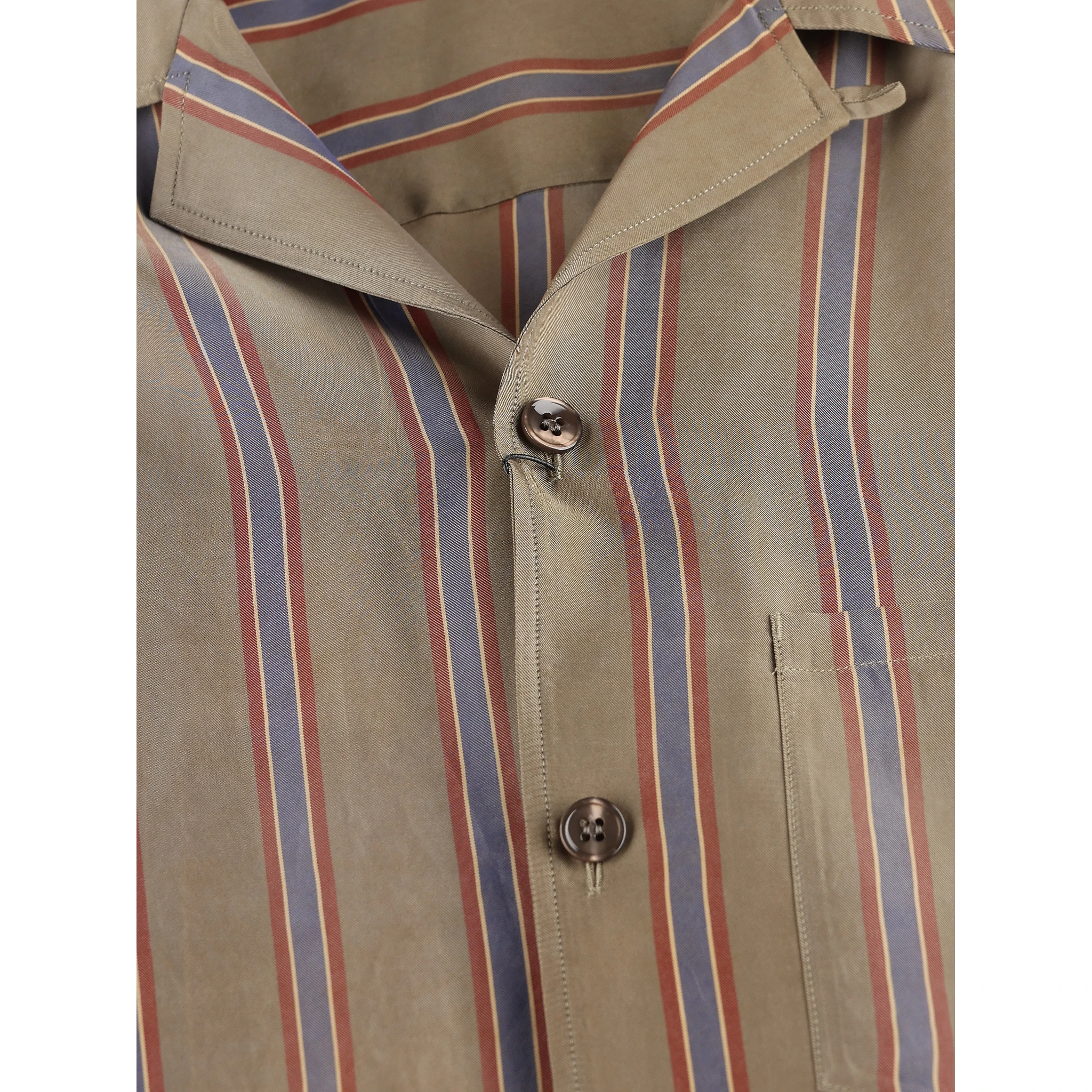 قمصان سان لوران