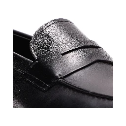 حذاء تودز مسطح أسود