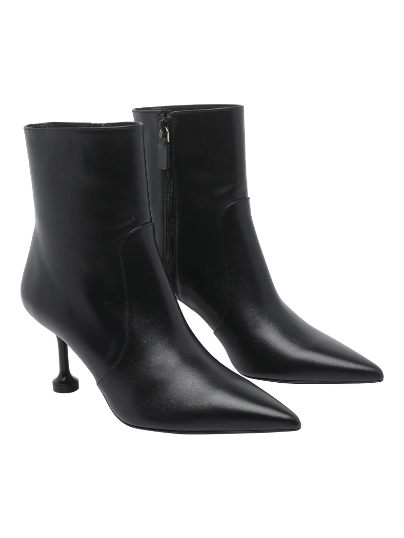 Stuart Weitzman Boots Black